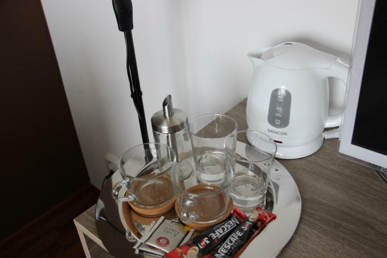 Apartament H+ Apartman Letiste Praha Zewnętrze zdjęcie